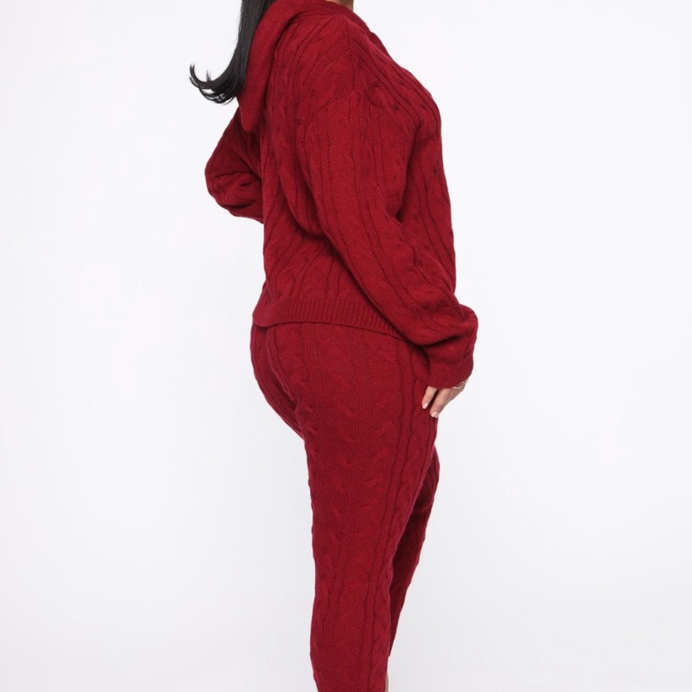 Fashion nova knit 2 peice sweat suit